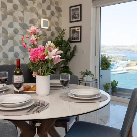 Ivory Seafront With Views!- Fl 25 By Homely St. Paul's Bay