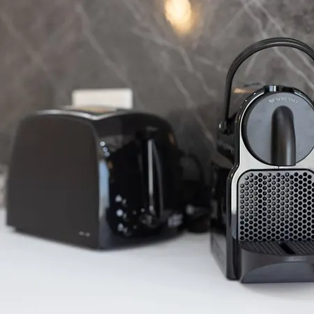 Ivory Seafront With Views!- Fl 25 By Homely * St Paul's Bay