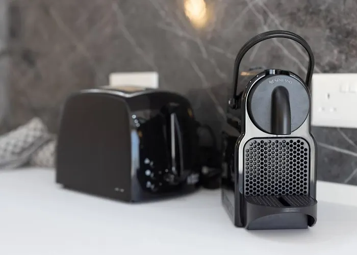 Ivory Seafront With Views!- Fl 25 By Homely * St. Paul's Bay